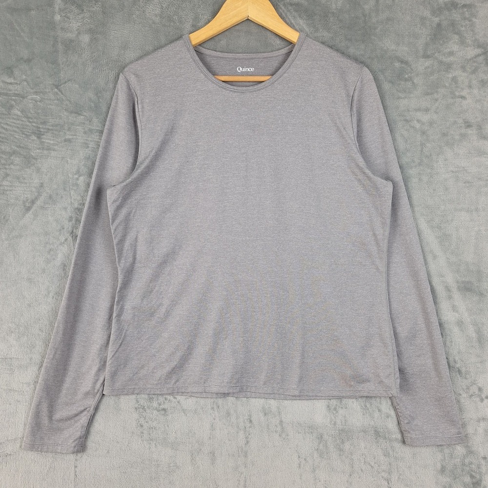 Quince Top Womens Large Gray Performance Athleisure Athletic Casual Thumbholes